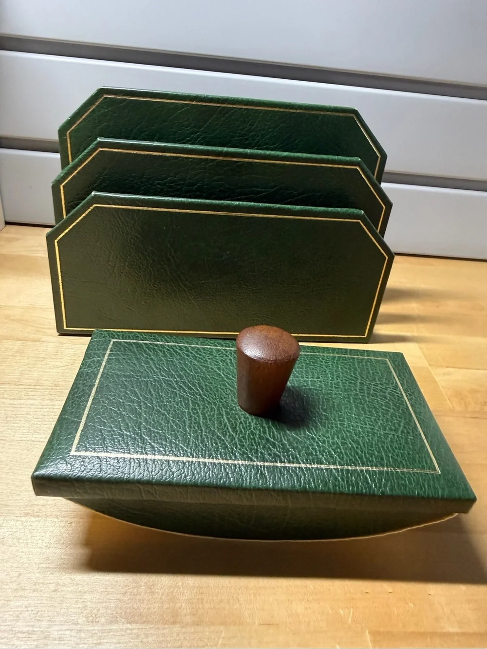 VTG FRED REES & CO LTD OF ENGLAND letter holder and rocking ink blotter
